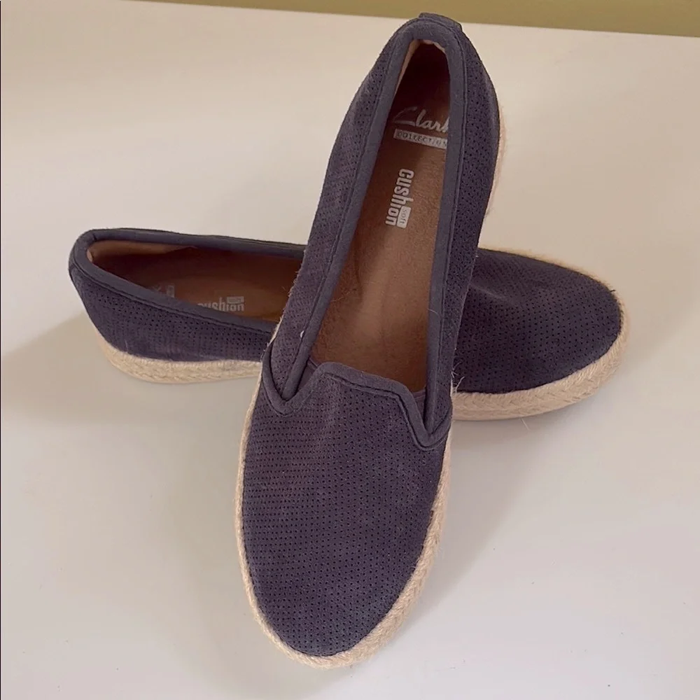 Clark’s Navy Suede Slip-On Espadrilles Size 7